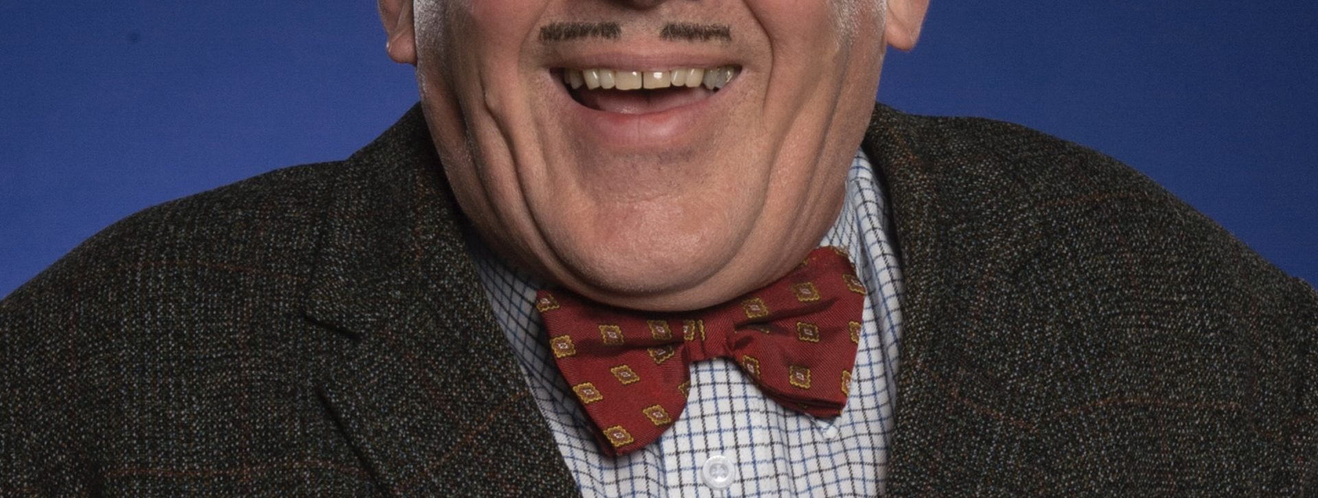 Count Arthur Strong